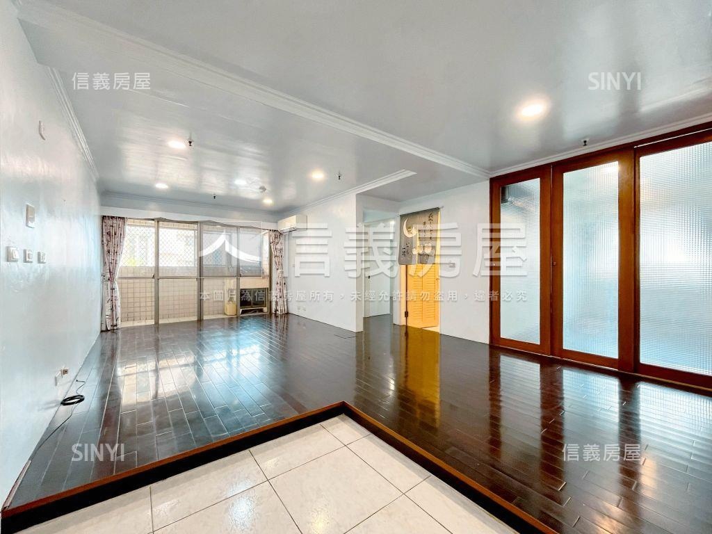 誠售北屯凡爾賽大兩房房屋室內格局與周邊環境
