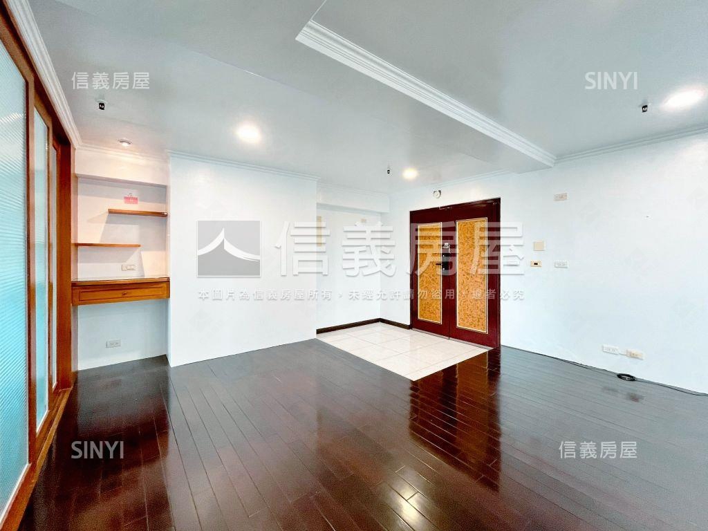 誠售北屯凡爾賽大兩房房屋室內格局與周邊環境