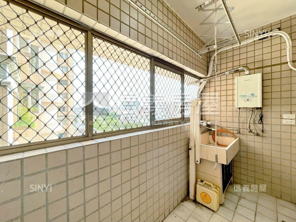 誠售北屯凡爾賽大兩房房屋室內格局與周邊環境