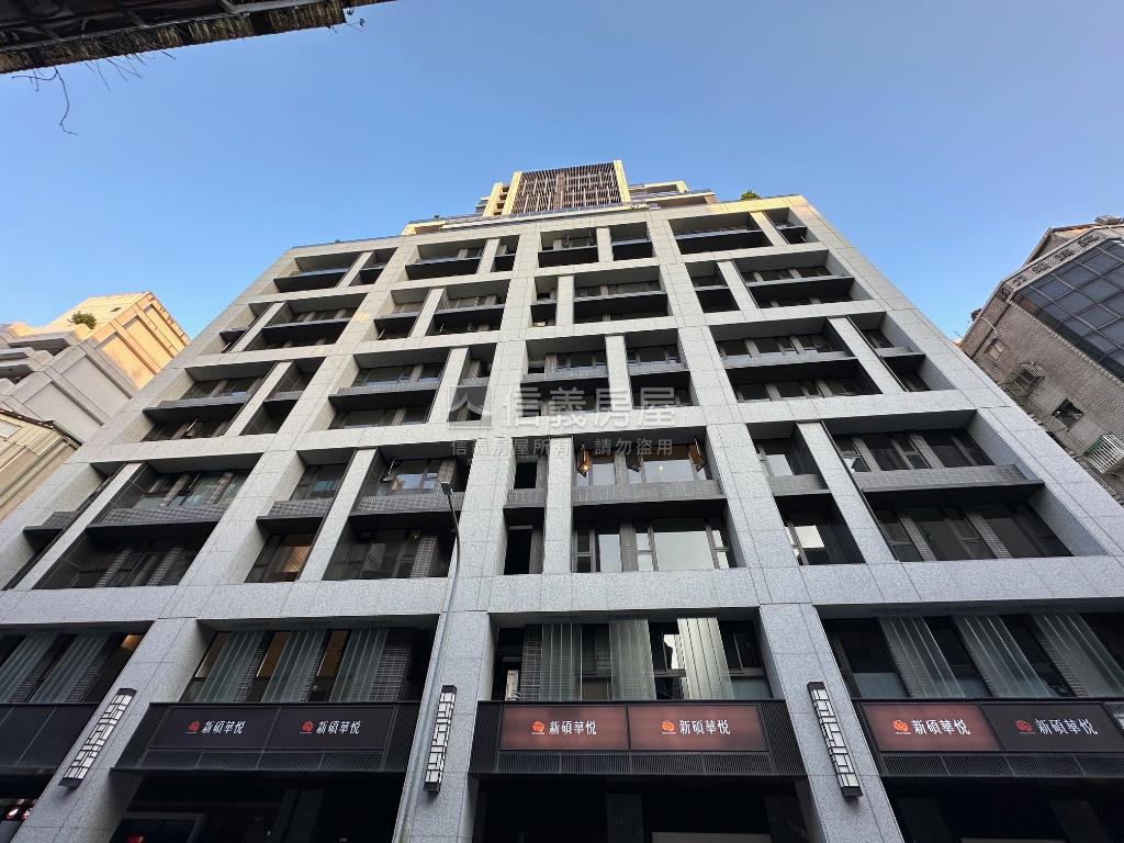 新碩稀有小家庭２房美屋房屋室內格局與周邊環境