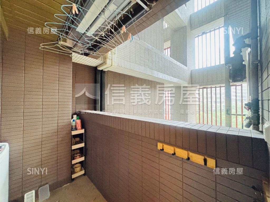 低調奢華馥人灣採光三房房屋室內格局與周邊環境
