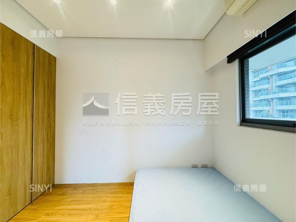 低調奢華馥人灣採光三房房屋室內格局與周邊環境