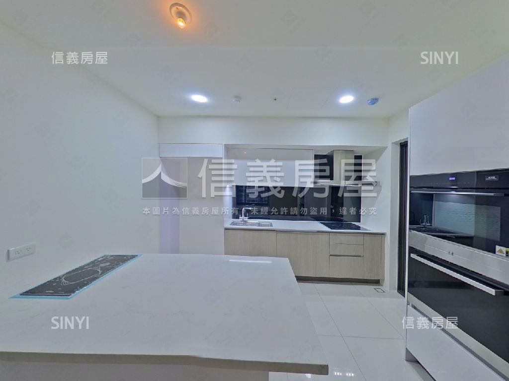 聯悅臻面社區中庭房屋室內格局與周邊環境