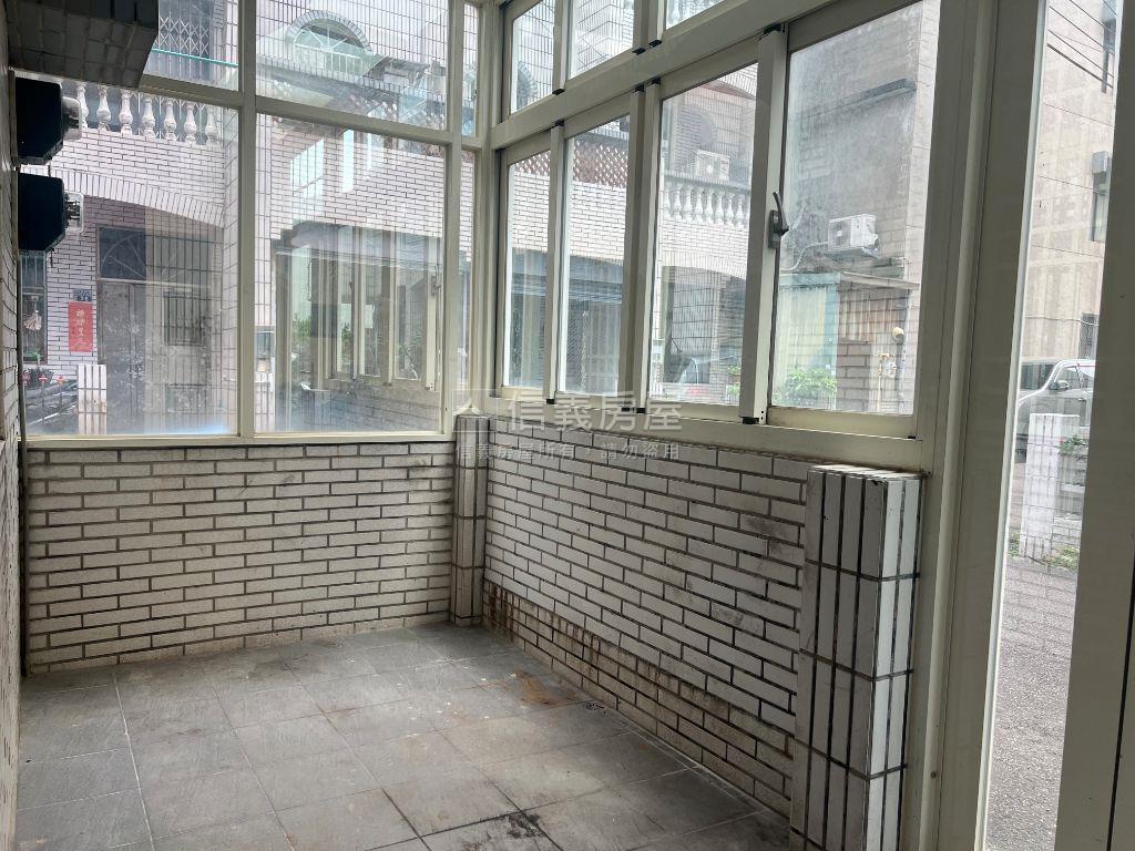 竹北透天有車庫房屋室內格局與周邊環境