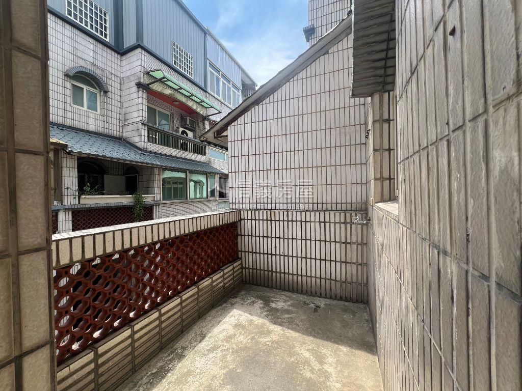 竹北透天有車庫房屋室內格局與周邊環境