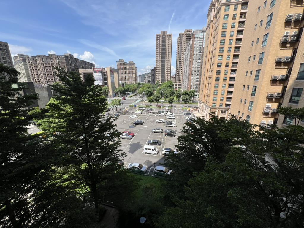 大學京都６樓房屋室內格局與周邊環境