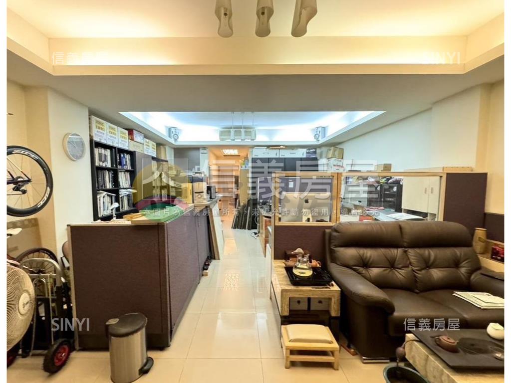 公益商圈低總價大面寬店面房屋室內格局與周邊環境