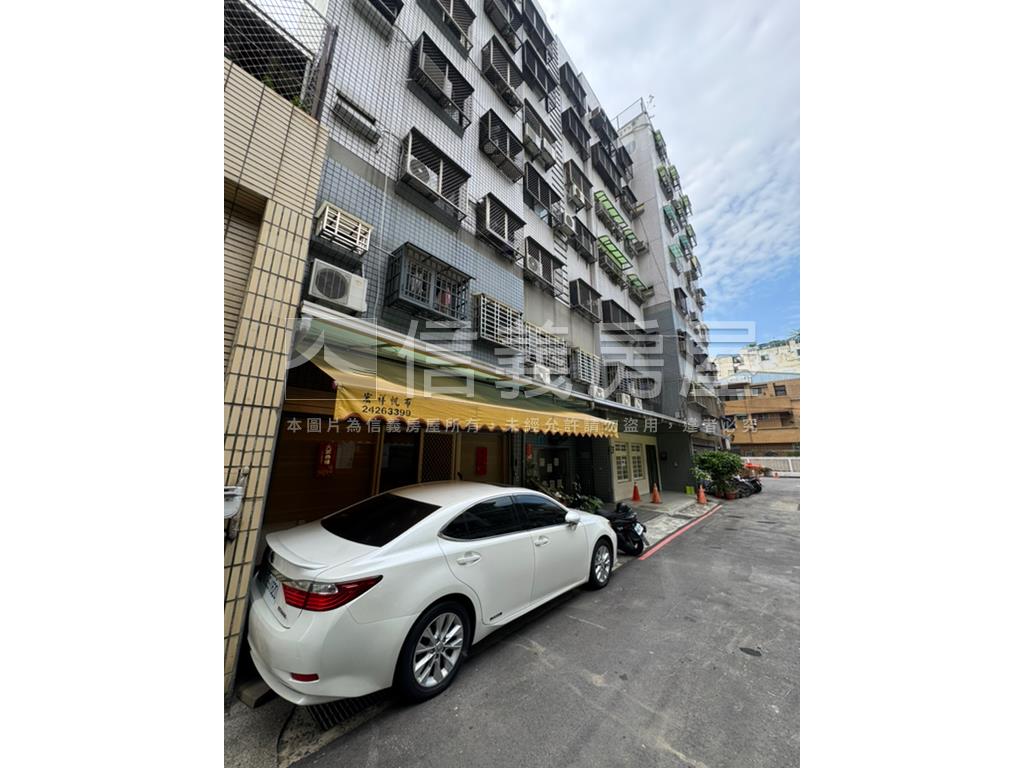 公益商圈低總價大面寬店面房屋室內格局與周邊環境