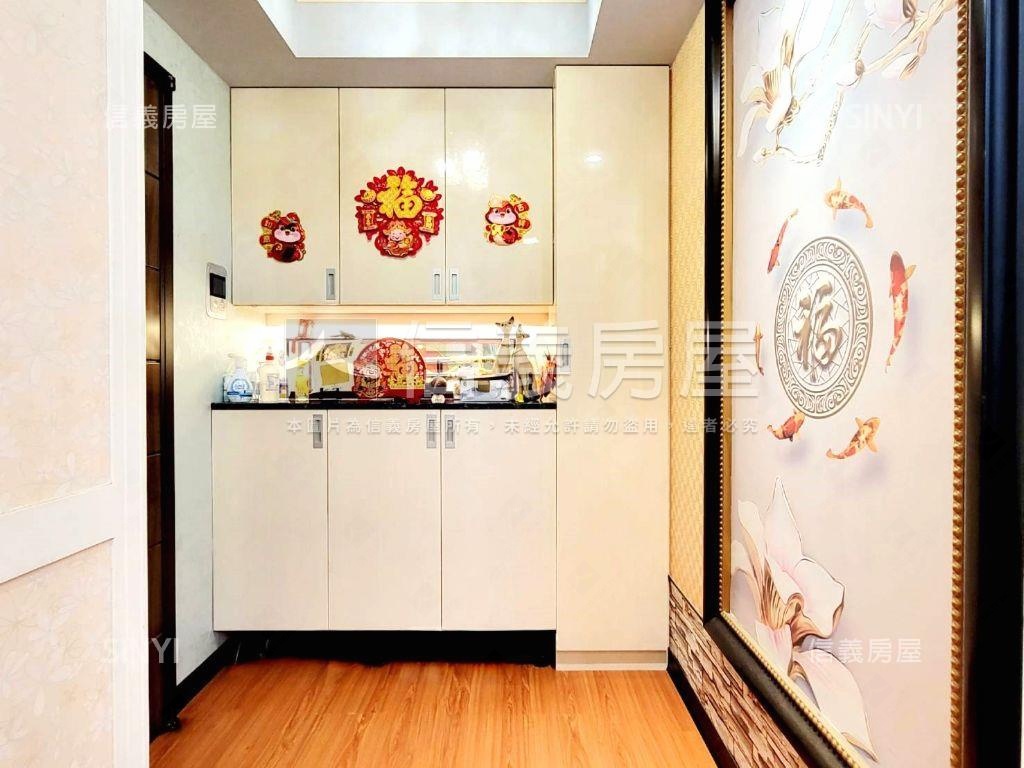 施華洛奇經典四房雙車位房屋室內格局與周邊環境