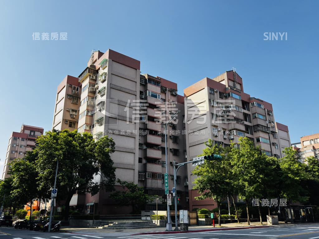 基河公園首席雙衛邊間宅房屋室內格局與周邊環境