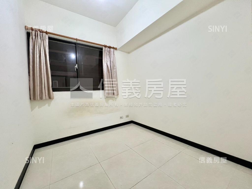 馥華大台北邊間方正房屋室內格局與周邊環境