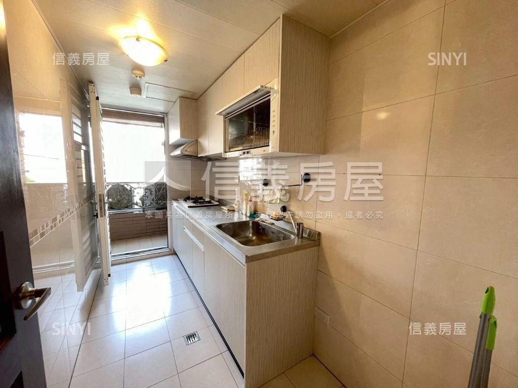 森呼吸＊沐光靜謐３房車位房屋室內格局與周邊環境