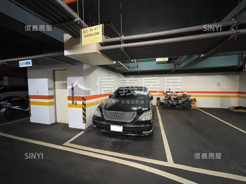 森呼吸＊沐光靜謐３房車位房屋室內格局與周邊環境