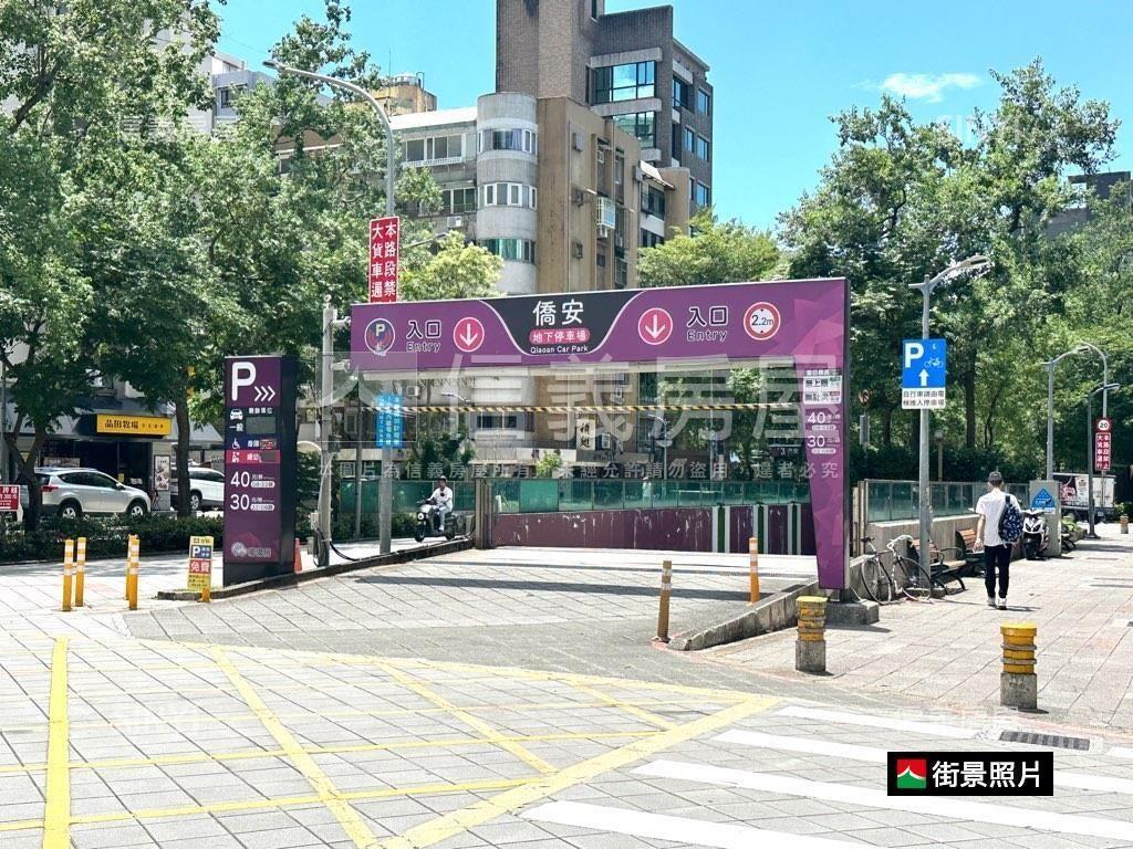 國館大巨蛋置產挑高金店房屋室內格局與周邊環境