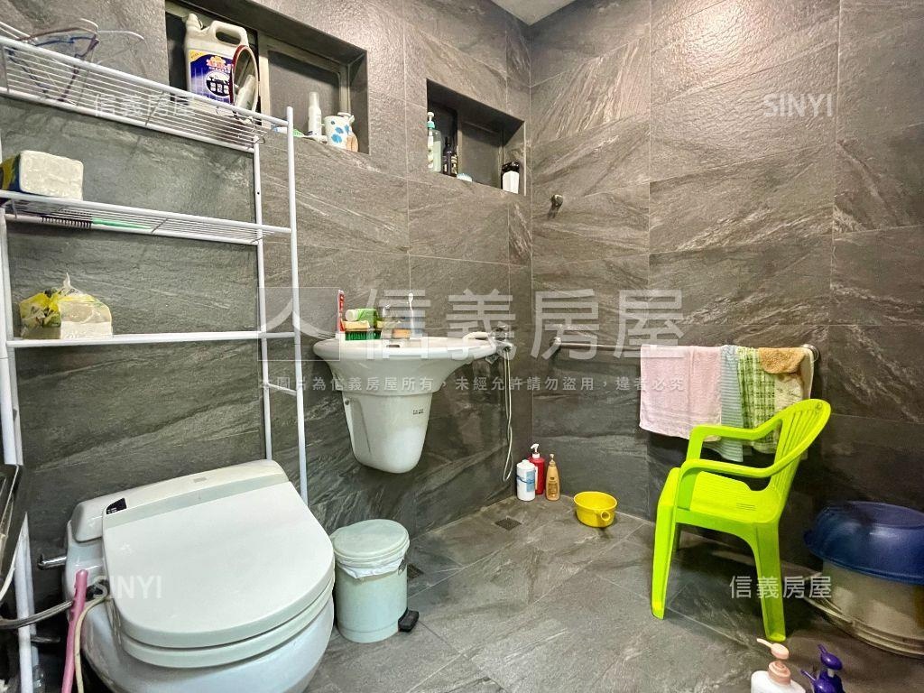 漢口國中旁精美住辦店房屋室內格局與周邊環境