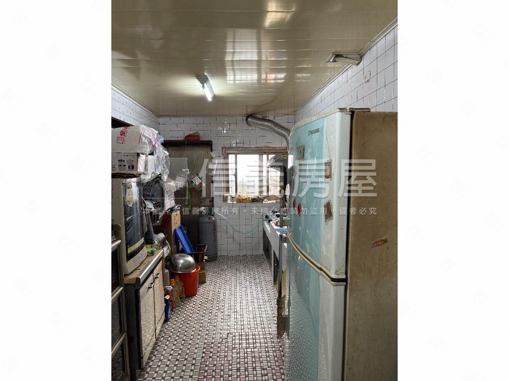 大地坪獨棟角間透天房屋室內格局與周邊環境