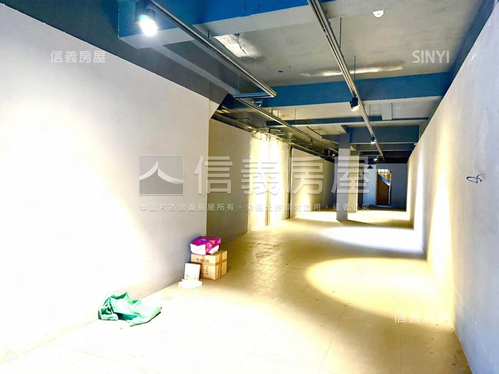 正成功路吸金店面房屋室內格局與周邊環境