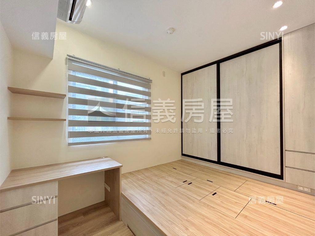 金雅高樓裝潢美兩房平車房屋室內格局與周邊環境