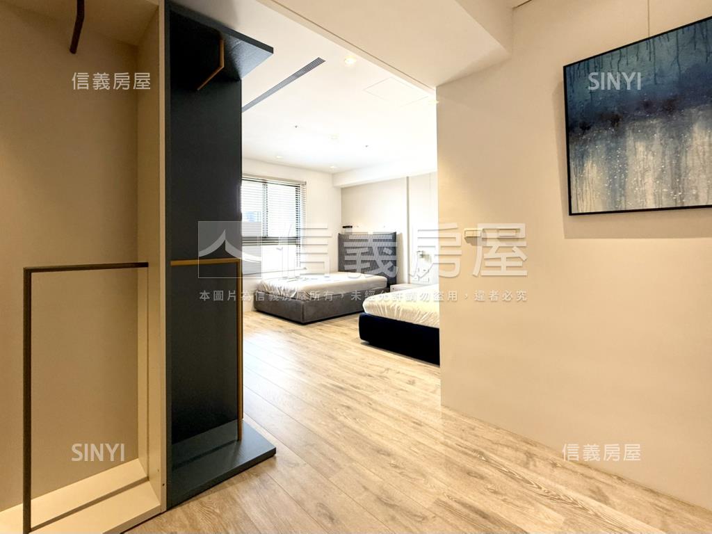 專任－富宇麗緻高樓露臺戶房屋室內格局與周邊環境