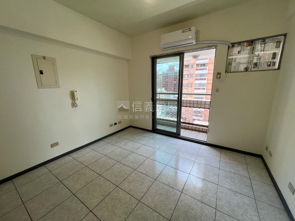 彩翼溫馨採光套房房屋室內格局與周邊環境