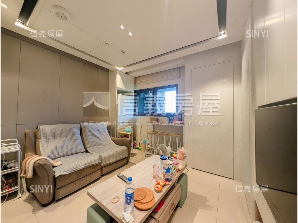 名軒美好空間車位房屋室內格局與周邊環境