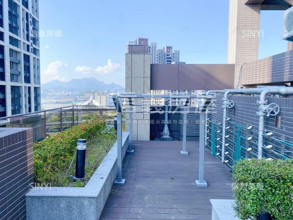 名軒美好空間車位房屋室內格局與周邊環境