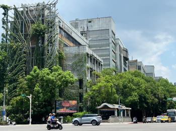 忠孝新生！角間面寬大店面