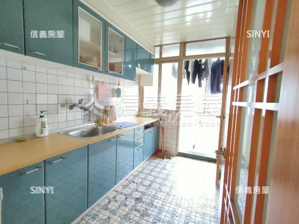 ㊣專委～近中山國中站公寓房屋室內格局與周邊環境