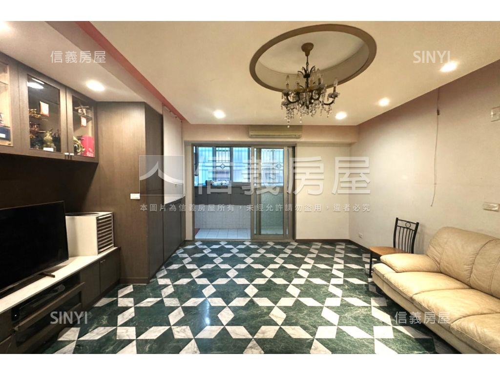 仁愛國館５房３衛美廈房屋室內格局與周邊環境