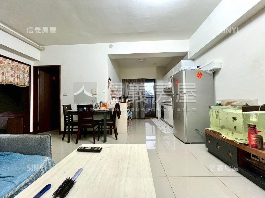 高大蔚藍海兩房衛浴全開窗房屋室內格局與周邊環境