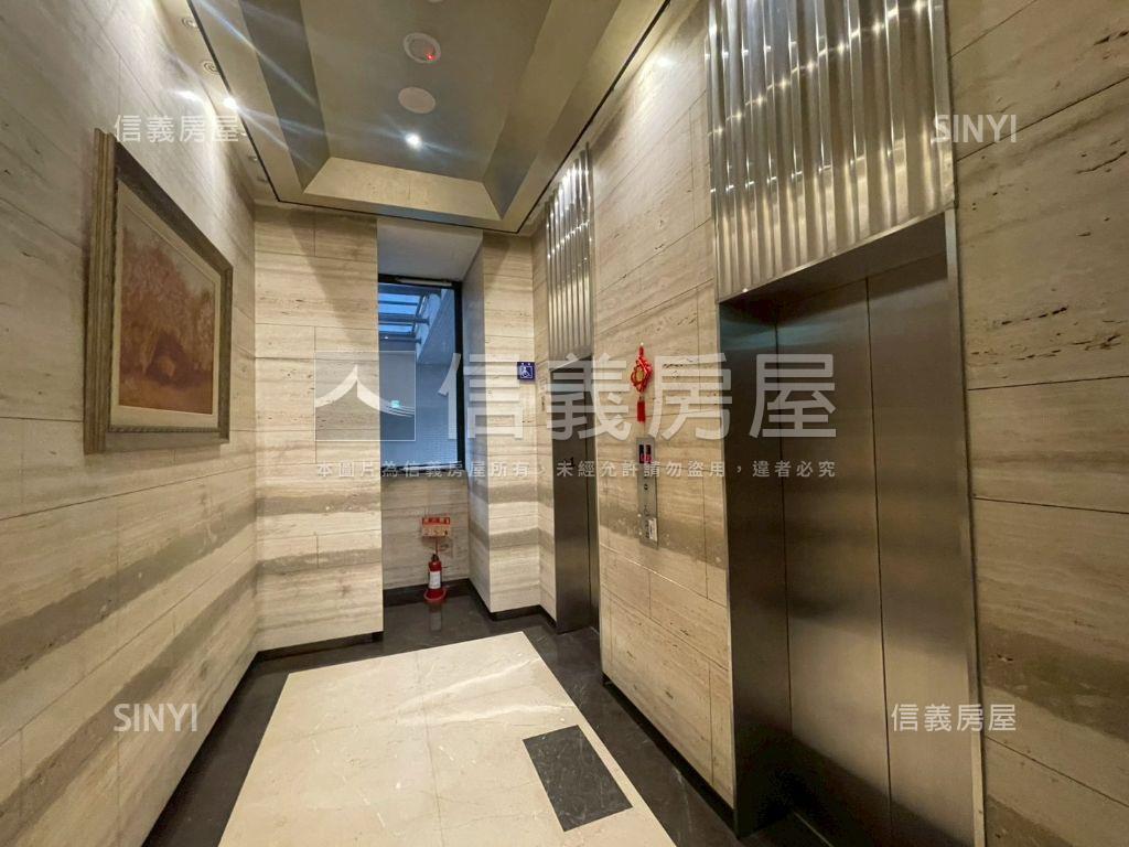 鼎泰風華帝王視野戶房屋室內格局與周邊環境