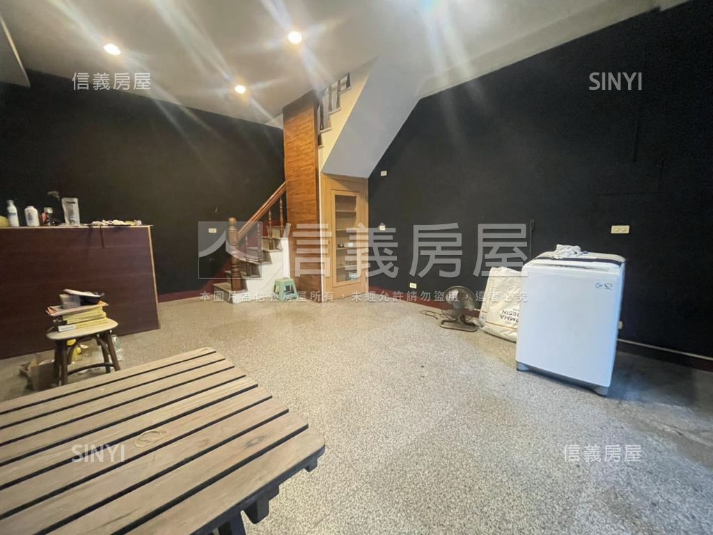 中西區民權路店面房屋室內格局與周邊環境