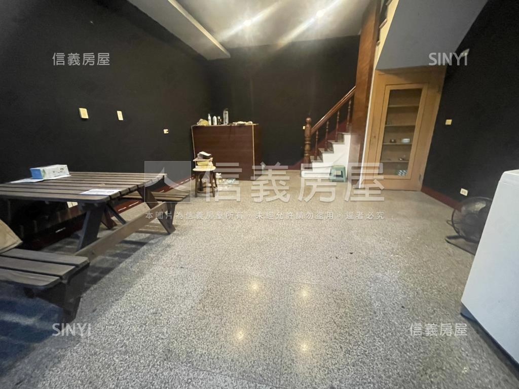 中西區民權路店面房屋室內格局與周邊環境