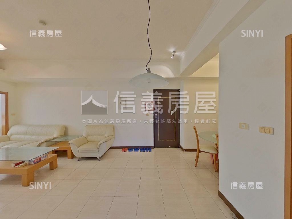 哈佛兩房＋平面車位～讚！房屋室內格局與周邊環境