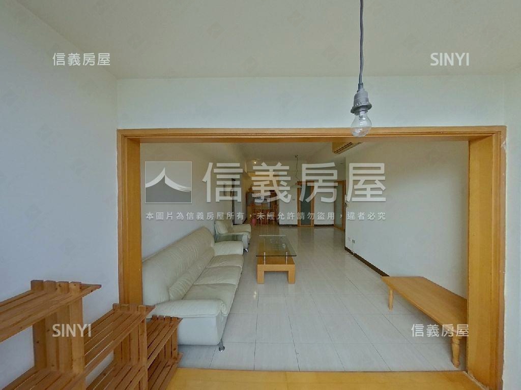 哈佛兩房＋平面車位～讚！房屋室內格局與周邊環境