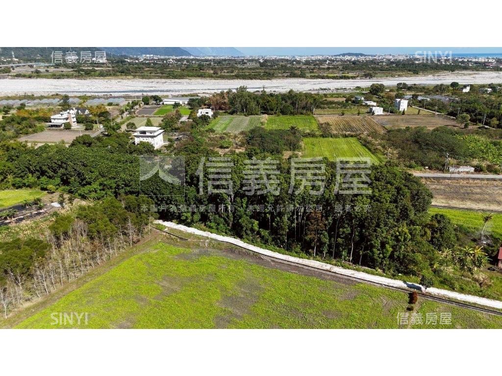 近東華大學臨路方正農地房屋室內格局與周邊環境
