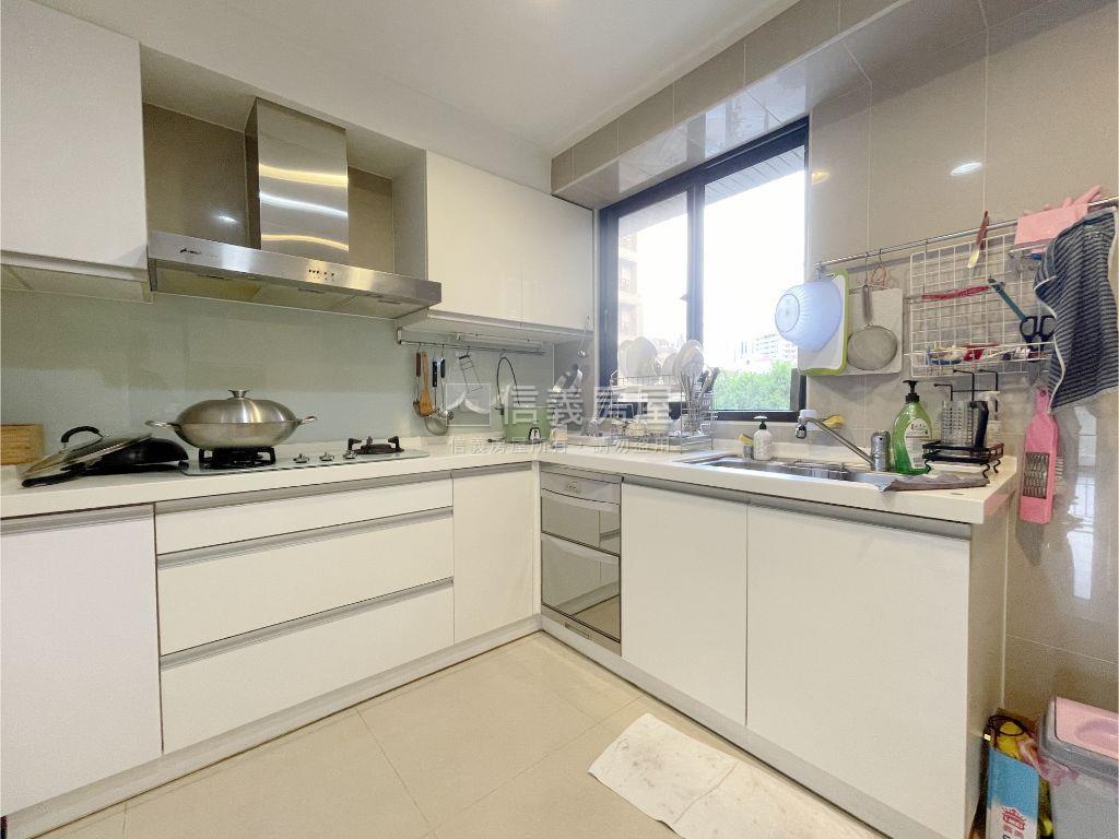 向陽正面綠地美屋房屋室內格局與周邊環境