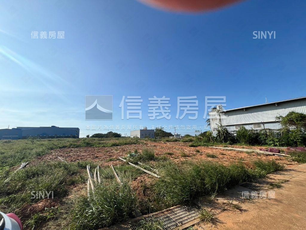 清泉崗旁臨路方正農地房屋室內格局與周邊環境