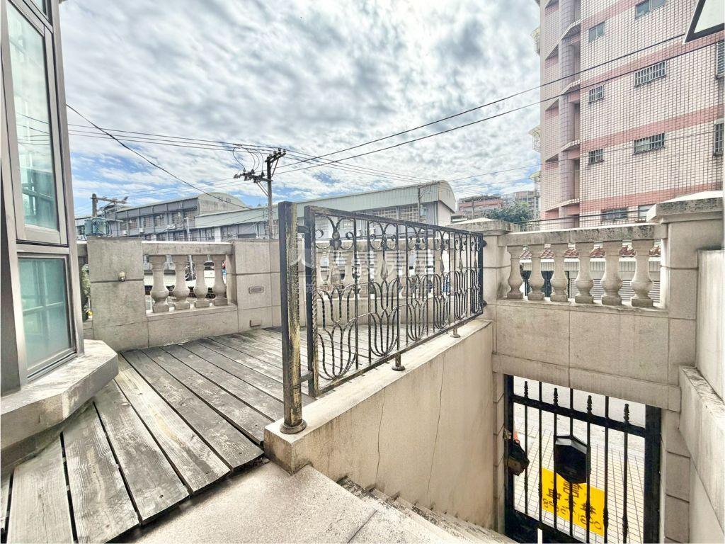 八擴❤邊間大地坪電梯別墅房屋室內格局與周邊環境