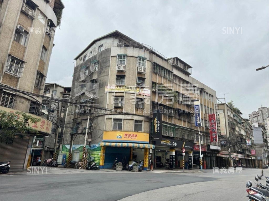 貴興路黃金店面一二樓房屋室內格局與周邊環境