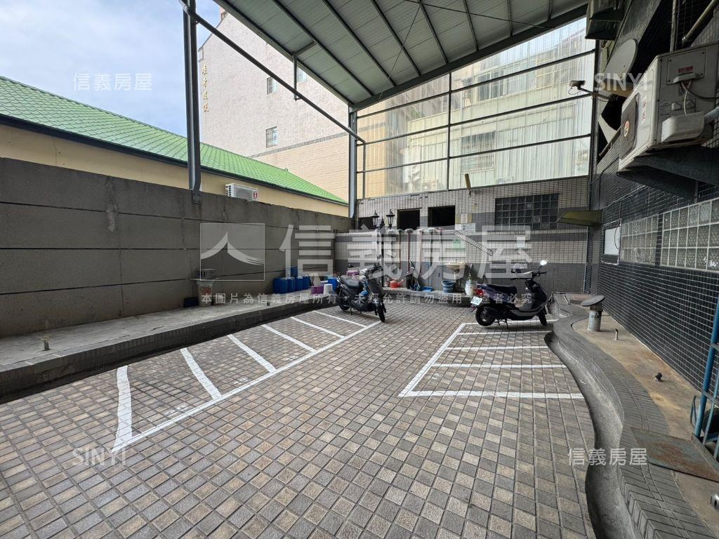 近農十六輕軌旁兩房車位房屋室內格局與周邊環境