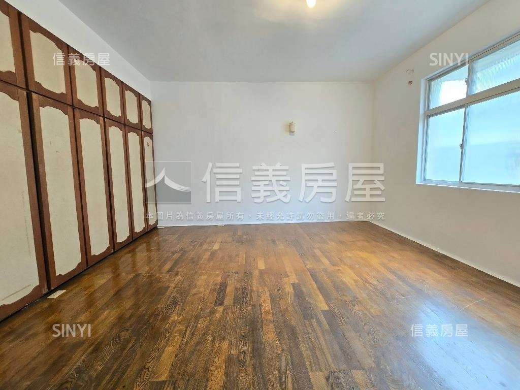 【稀有】捷運優質公寓三樓房屋室內格局與周邊環境