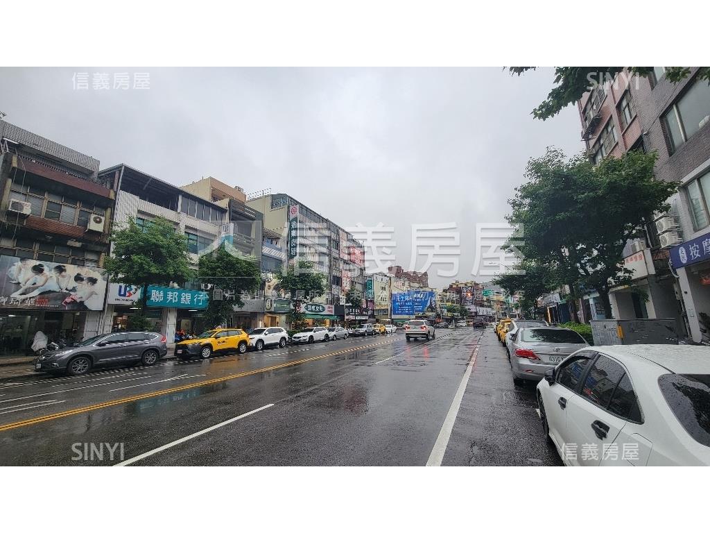 近Ａ２１捷運站透天店面房屋室內格局與周邊環境