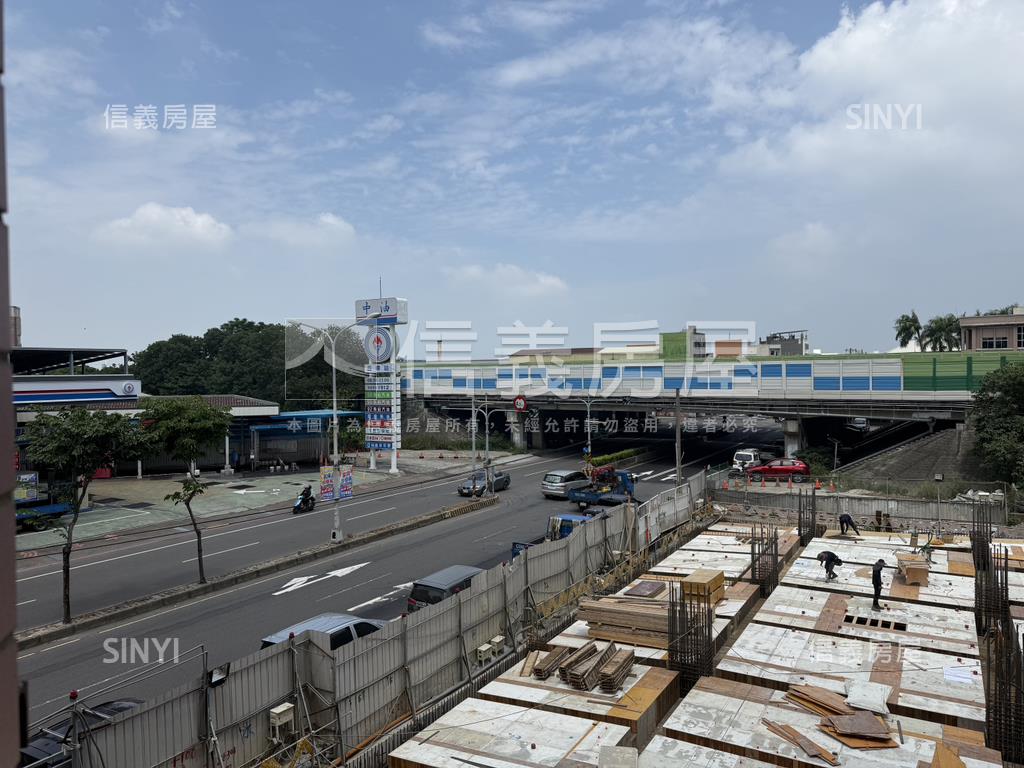 巨匠繽儷Ａ５三房附車位房屋室內格局與周邊環境