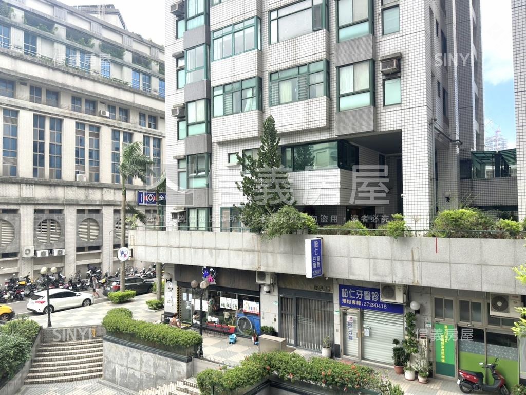 富比世兩房車位露臺戶房屋室內格局與周邊環境