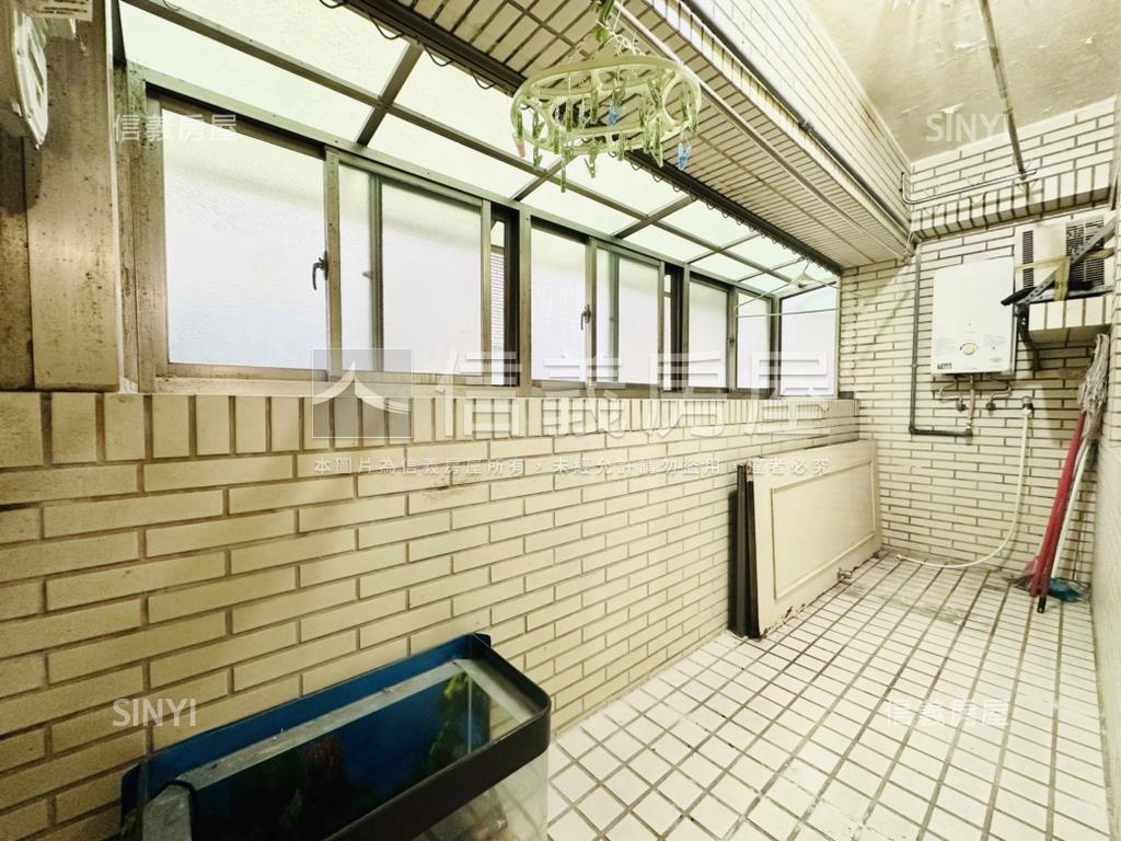 重劃區千萬內三房車位房屋室內格局與周邊環境