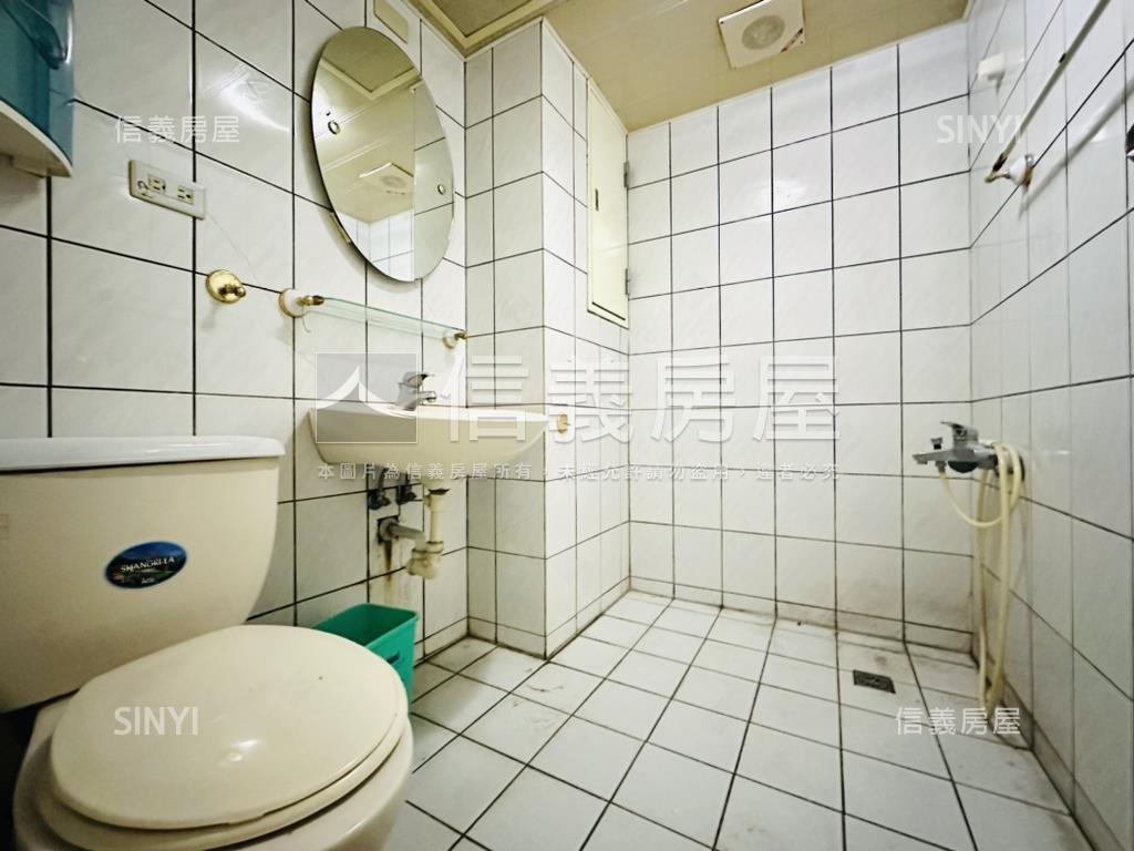 重劃區千萬內三房車位房屋室內格局與周邊環境