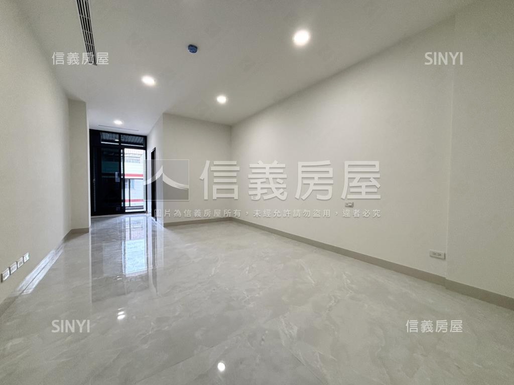 正路ＳＲＣ新落成電梯透天房屋室內格局與周邊環境