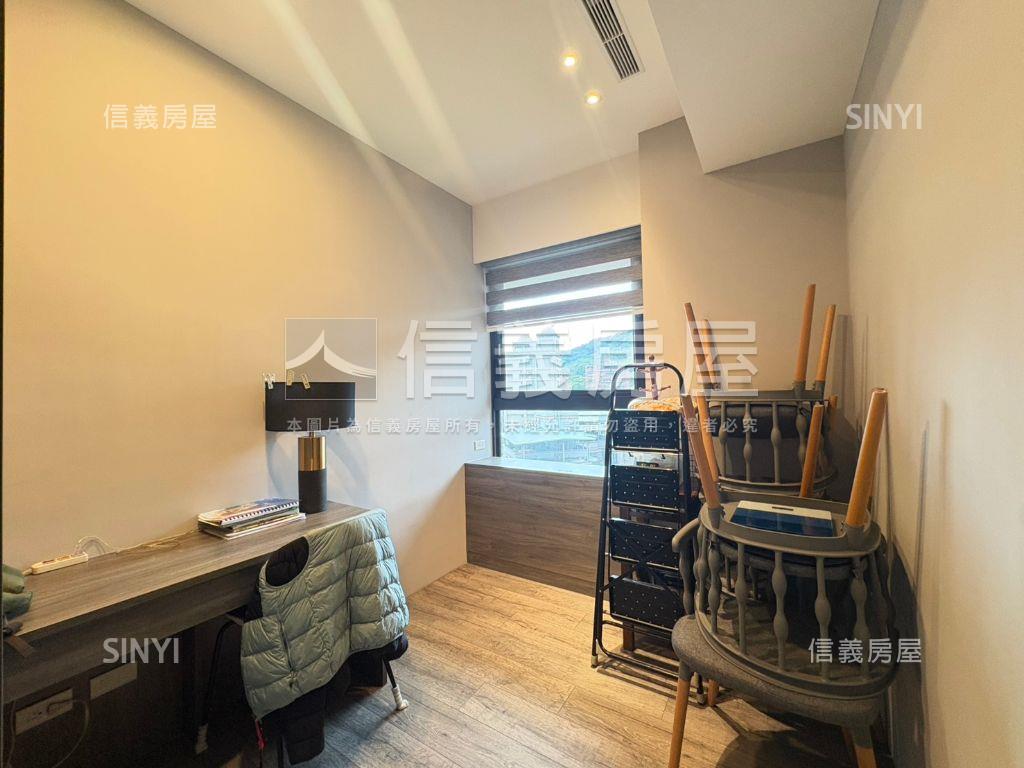 君泰【凰】豪景觀四房車位房屋室內格局與周邊環境