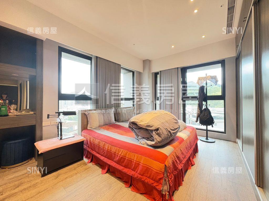 君泰【凰】豪景觀四房車位房屋室內格局與周邊環境